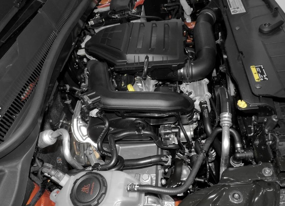 A clean engine bay after service